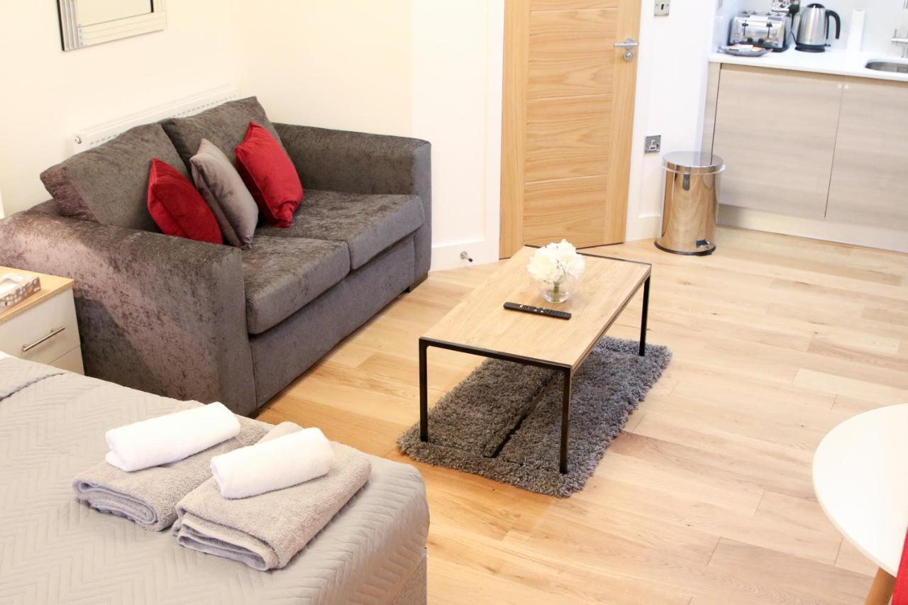 Executive Bright And Airy Studio Apartment In Sydenham London Exterior photo